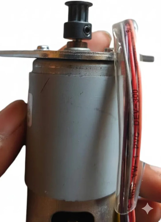 قطعه-موتور-چرخ-گلدوزی-YA-3300-3-کم-صدا