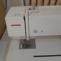 چرخ گلدوزی ژانومه مدل 450 نوار سبز - کارکرده، سرویسشده، قطعات مصرفی نو