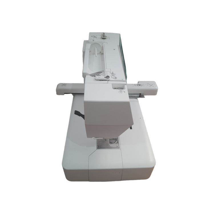 چرخ گلدوزی ژانومه مدل 450 نوار سبز - کارکرده با 2900 ساعت کارکرد واقعی