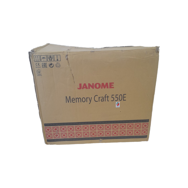 چرخ گلدوزی ژانومه ۵۵٠ با 886 ساعت کارکرد