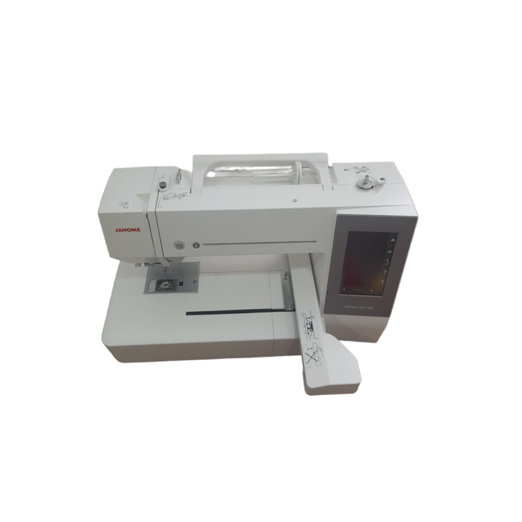 چرخ گلدوزی ژانومه ۵۵٠ با 886 ساعت کارکرد