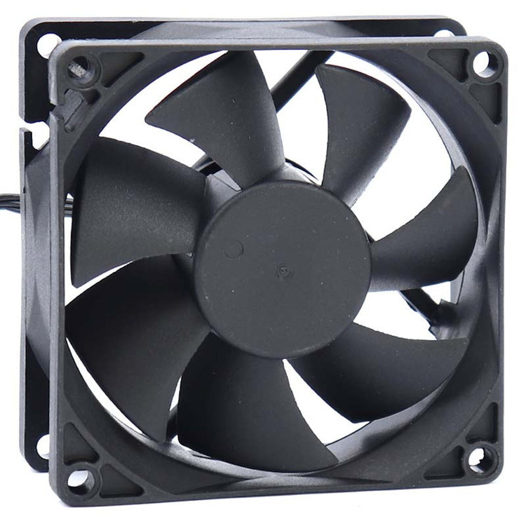 نمای پشت و سوکت اتصال فن کیس تسکو T-FAN 02