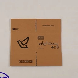 نمای نزدیک کارتن پستی سایز ۳ با مقوای سهلایه