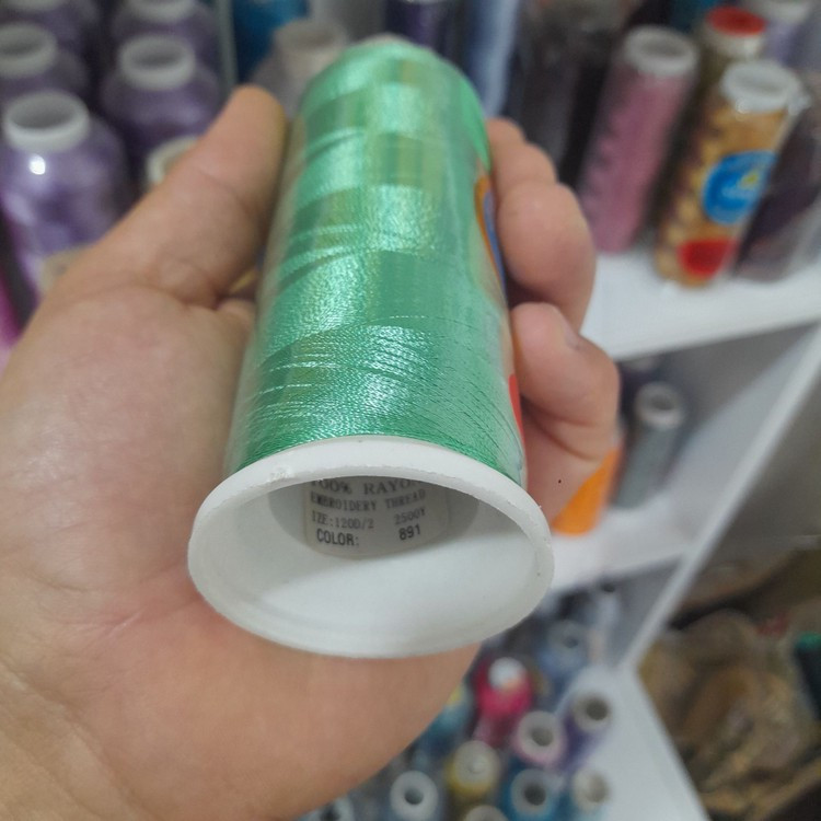 نخ گلدوزی ابریشم کد 891 رنگ آبی نفتی کلاسیک - ارسال سریع