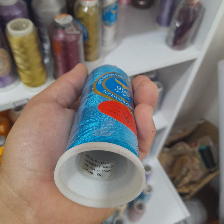 نخ گلدوزی ابریشم کد 865 رنگ آبی فیروزه ای (Diyar 990)