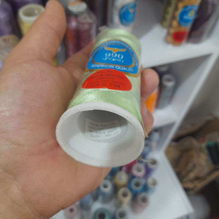نخ گلدوزی ابریشم کد 754 رنگ سبز پاستلی روشن نعنایی